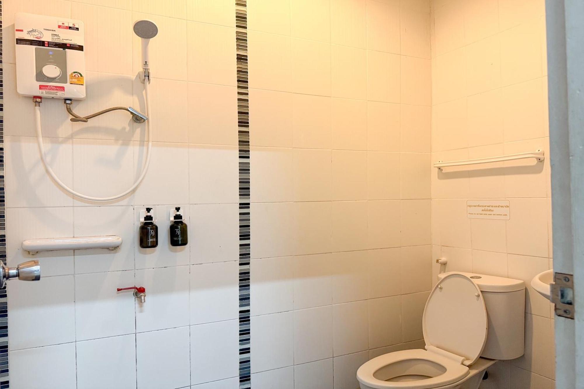 Tf Apartment Chiang Mai Exterior photo